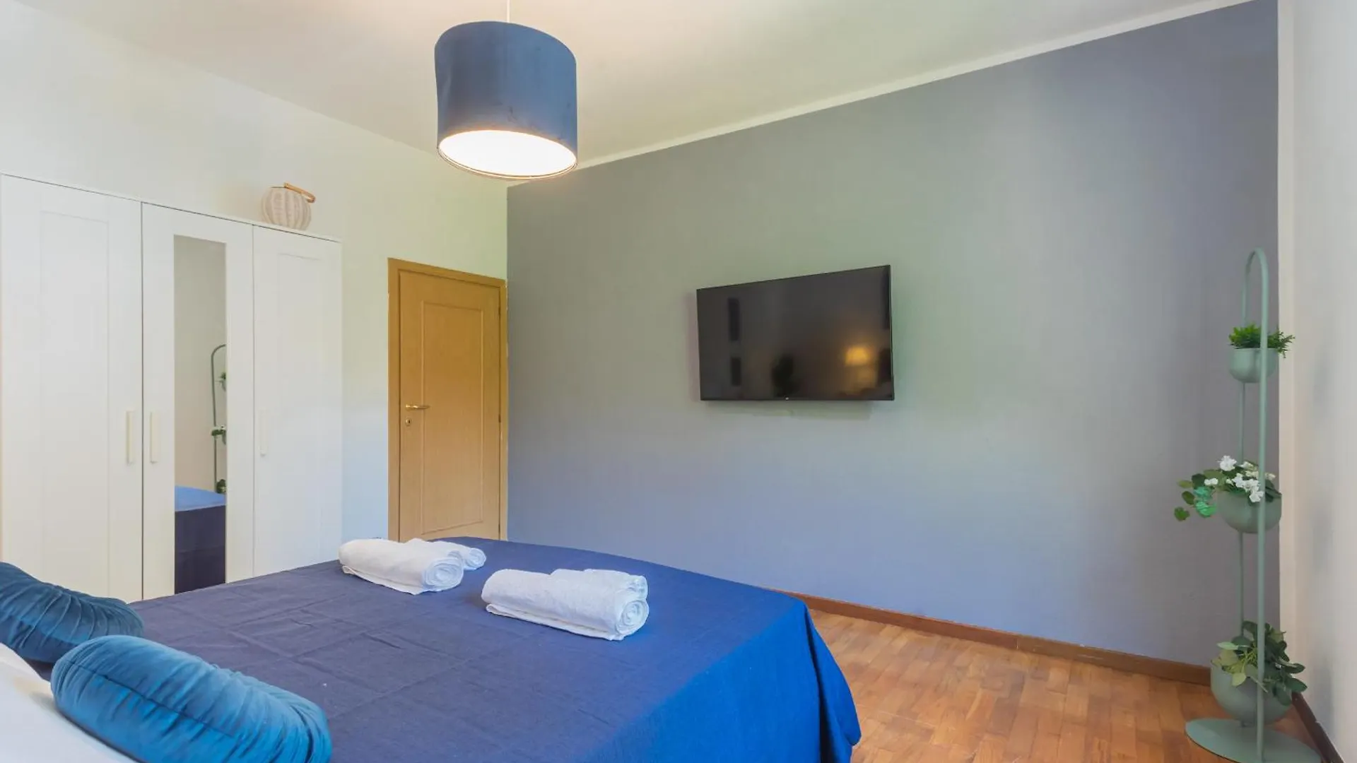 6Min To Cascata Di Nesso- Private Parking Διαμέρισμα Ιταλία
